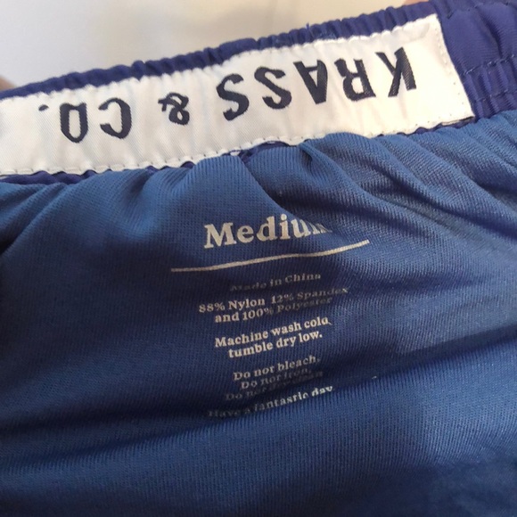 Shorts - Picture 3 of 3